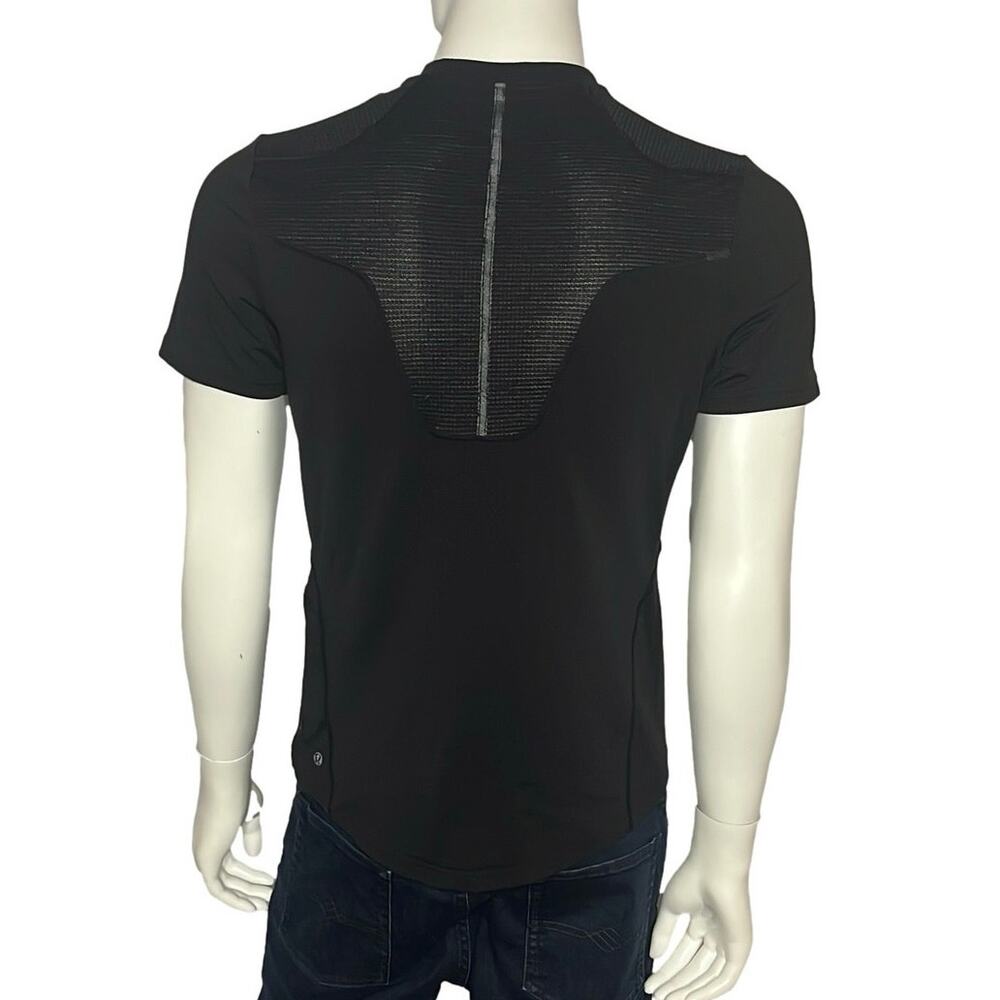 Lululemon Men's Tech Knit Hidden‎ Pocket Athletic Performance Tee Size Medium - Picture 3 of 5